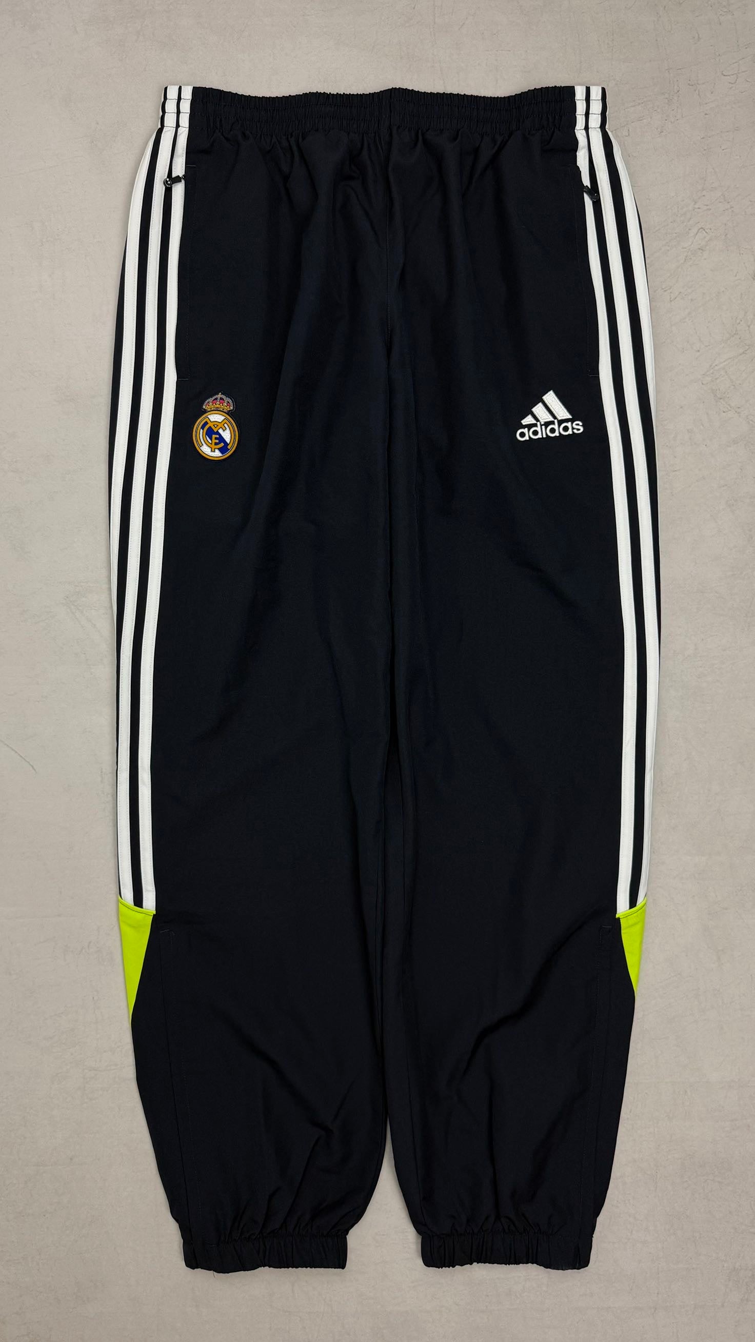 Adidas Real Madrid 2010 Tracksuit L - 86.airsteals