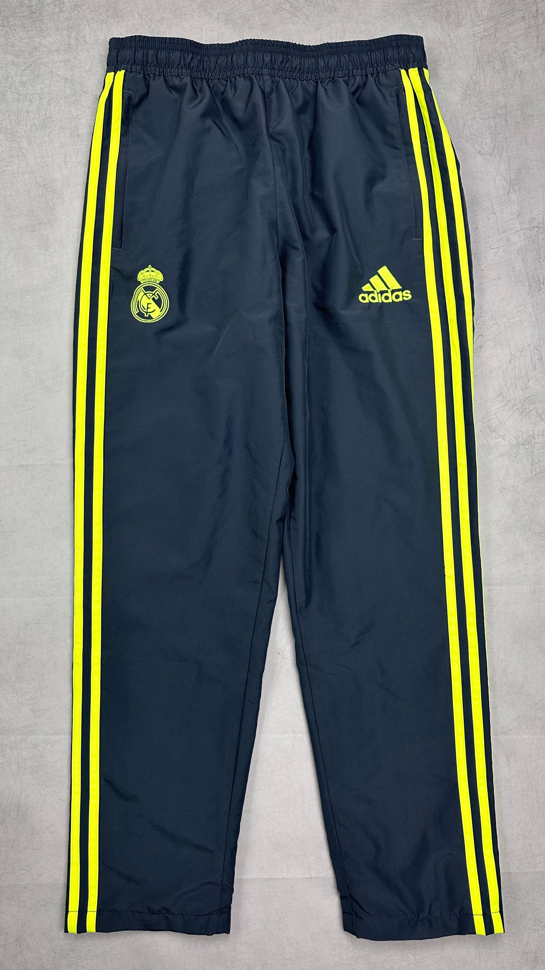 Adidas Real Madrid Tracksuit XS - 86.airsteals