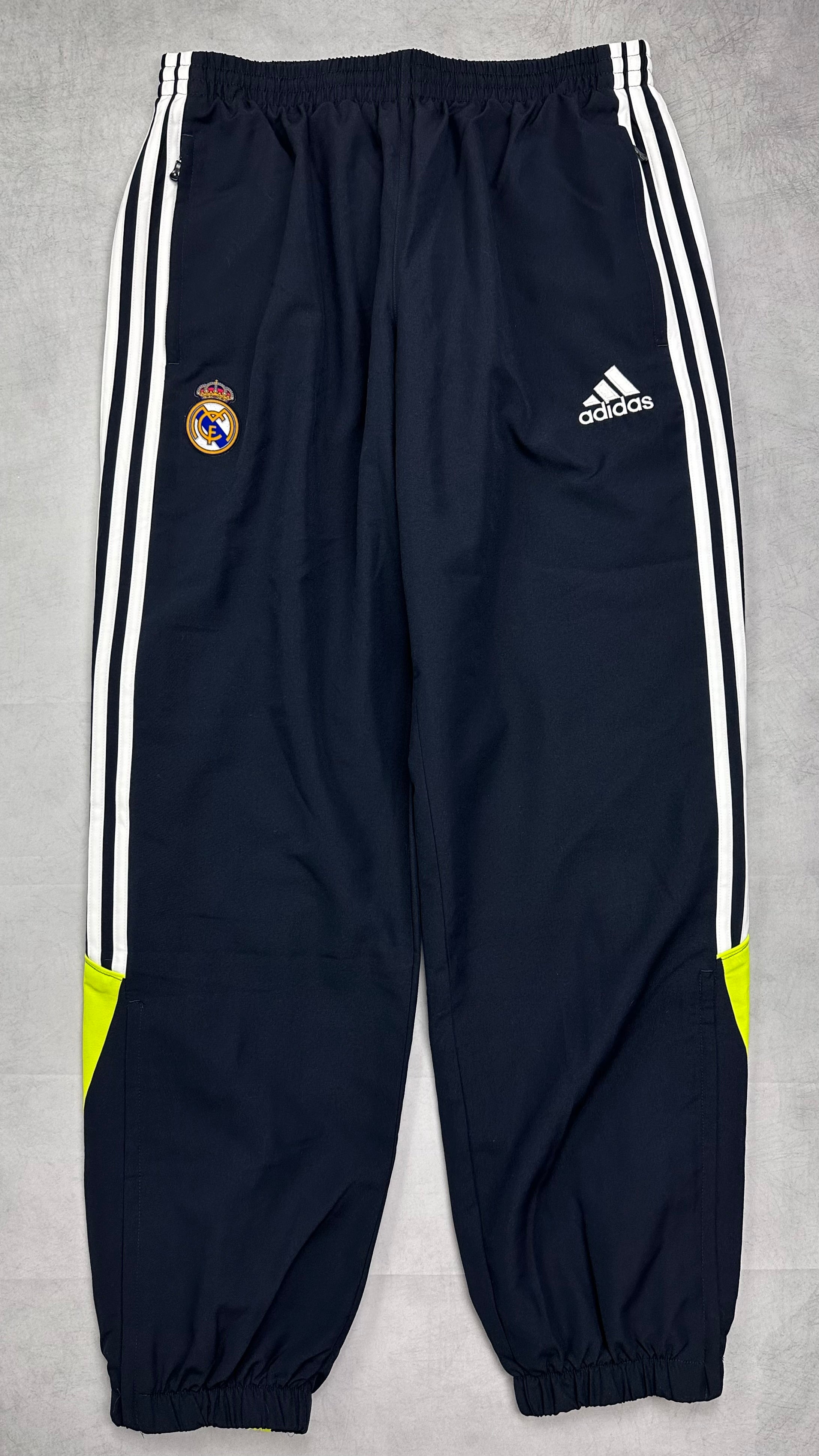 Adidas Real Madrid Tracksuit XL - 86.airsteals