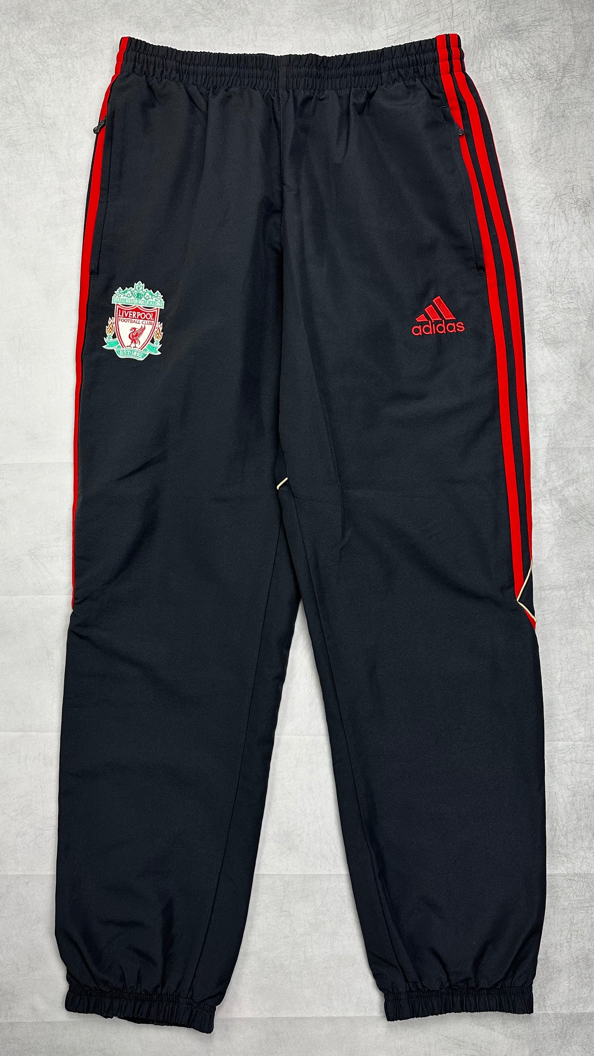 Adidas Liverpool Tracksuit S - 86.airsteals