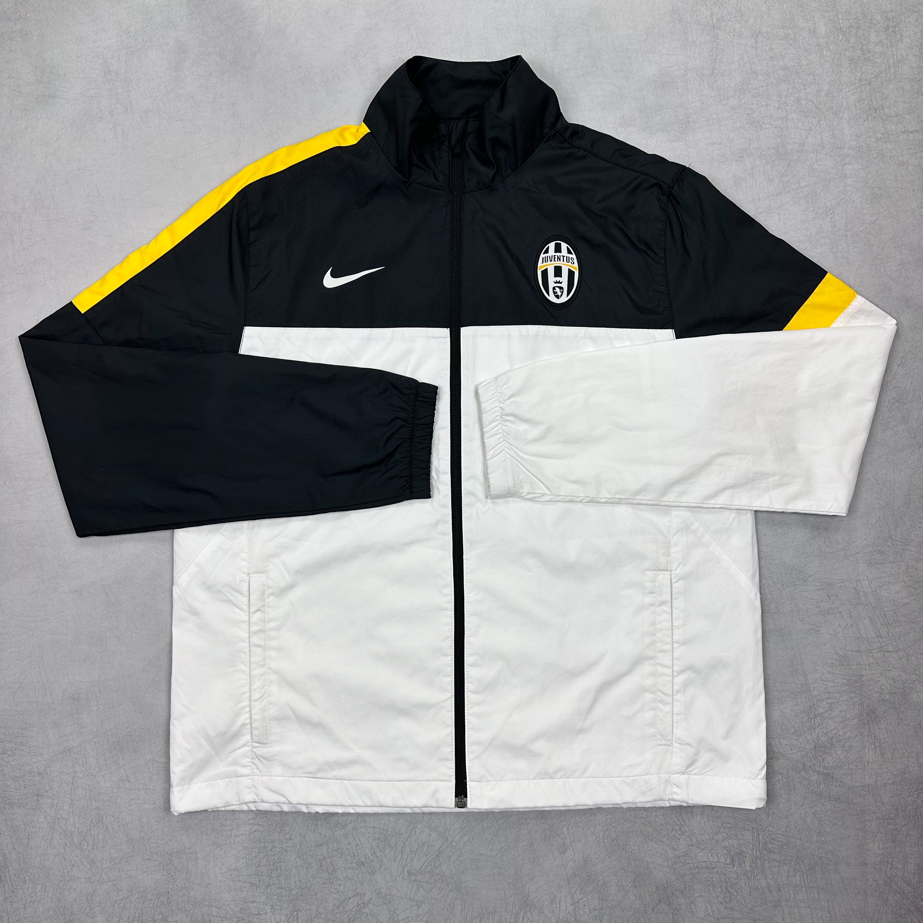 Nike Juventus Turin Tracksuit L - 86.airsteals