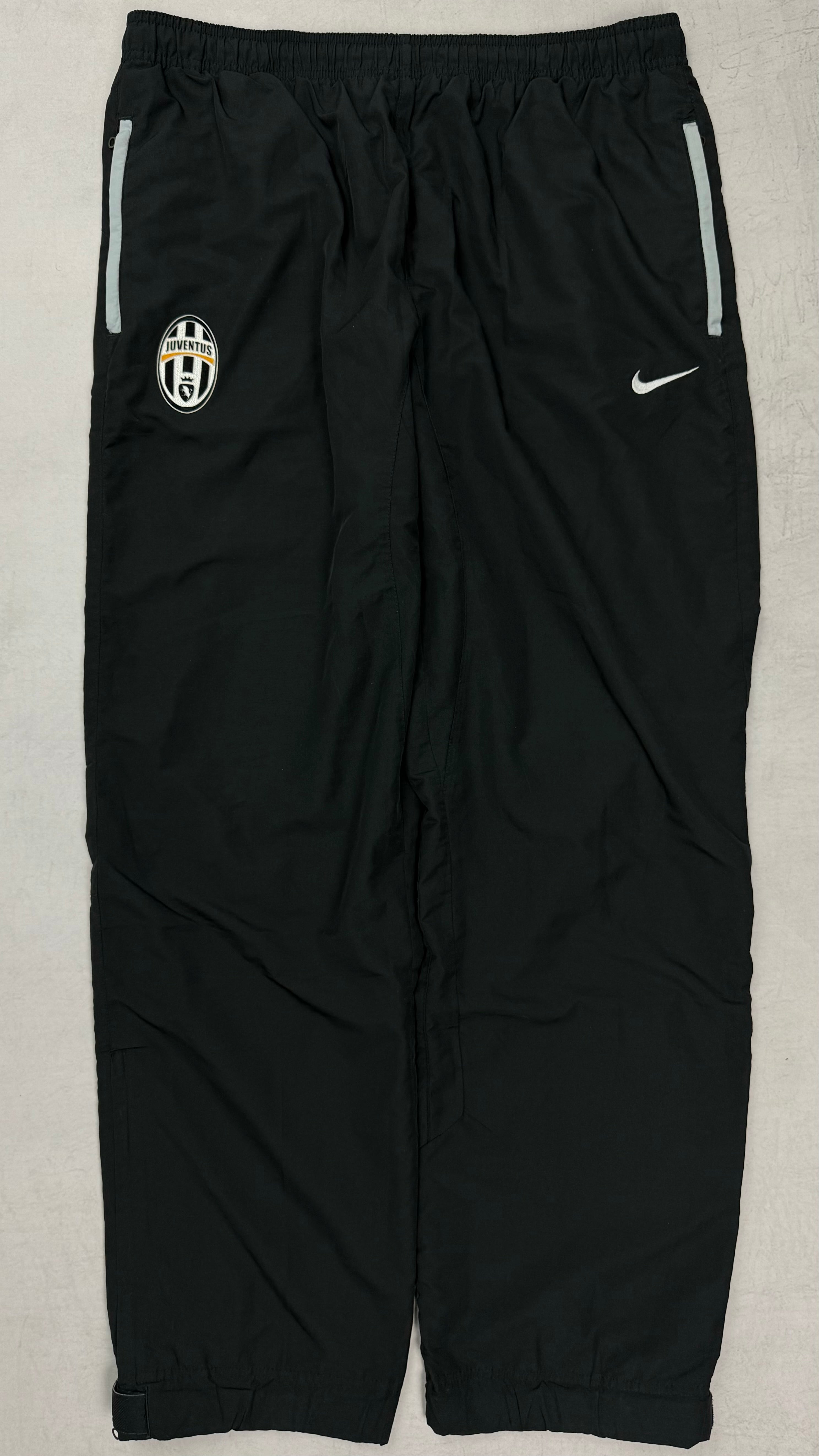 Nike Juventus Turin Tracksuit L - 86.airsteals