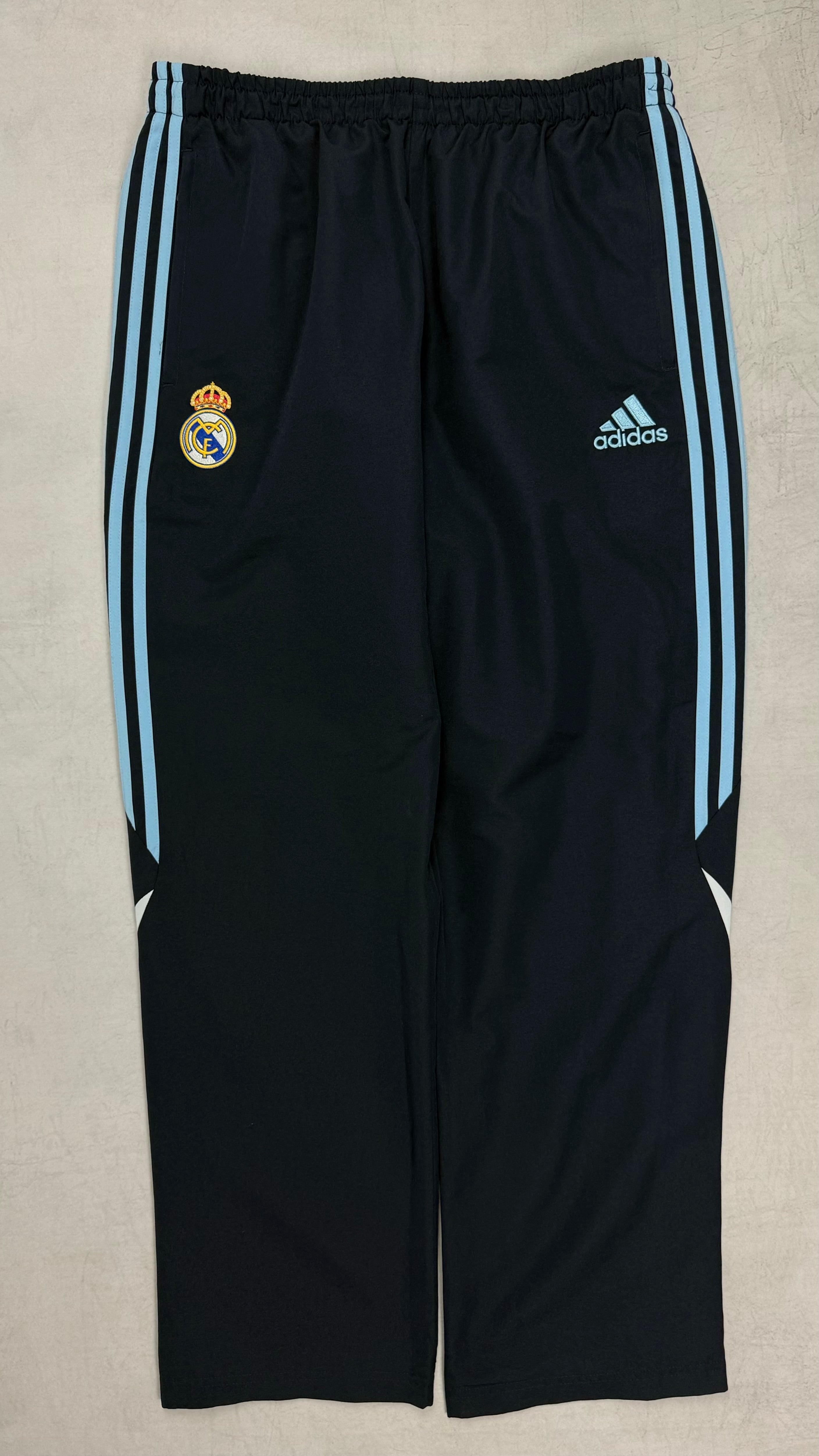 Adidas Real Madrid Tracksuit L - 86.airsteals