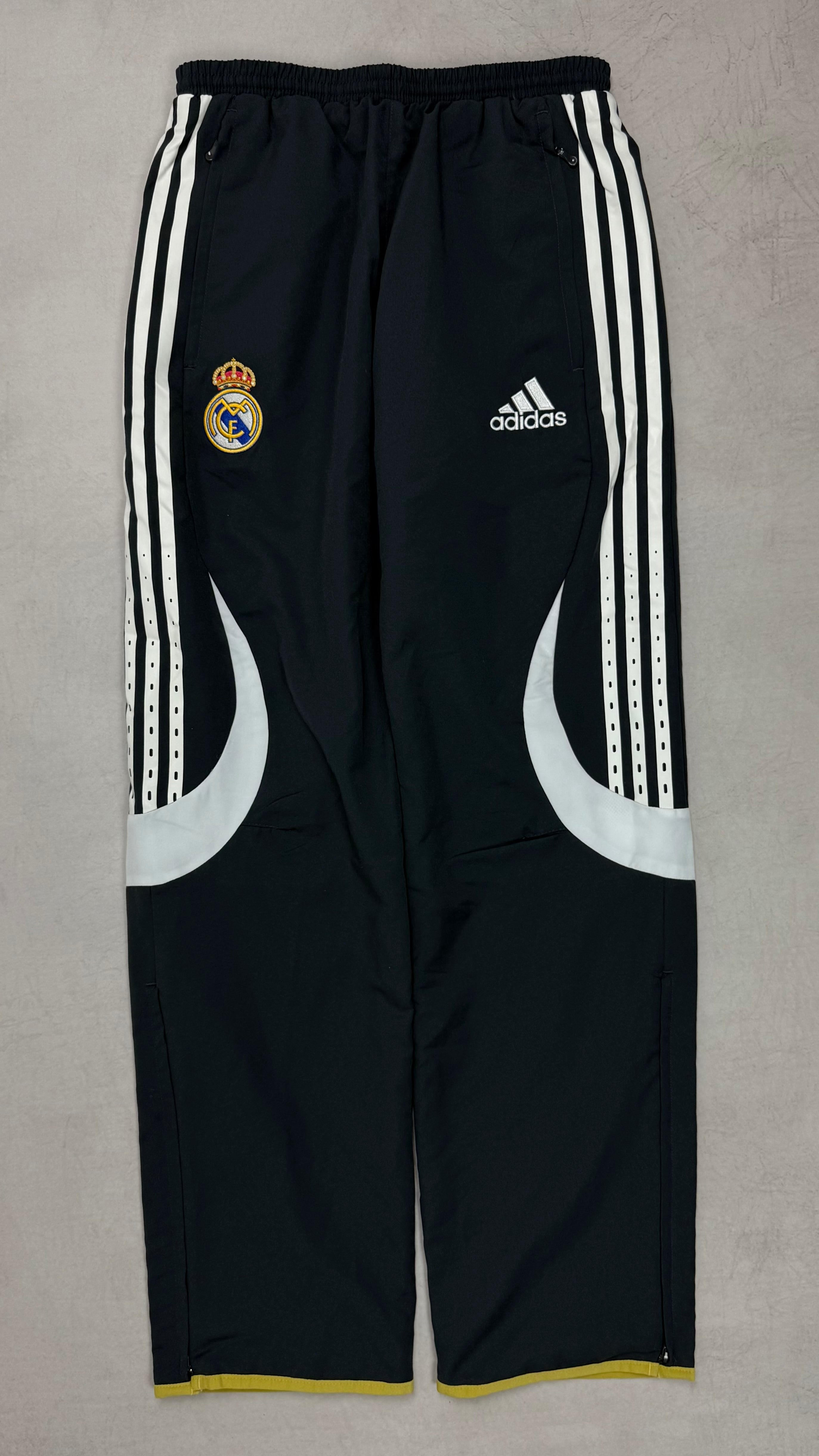 Adidas Real Madrid Formotion Tracksuit XS - 86.airsteals