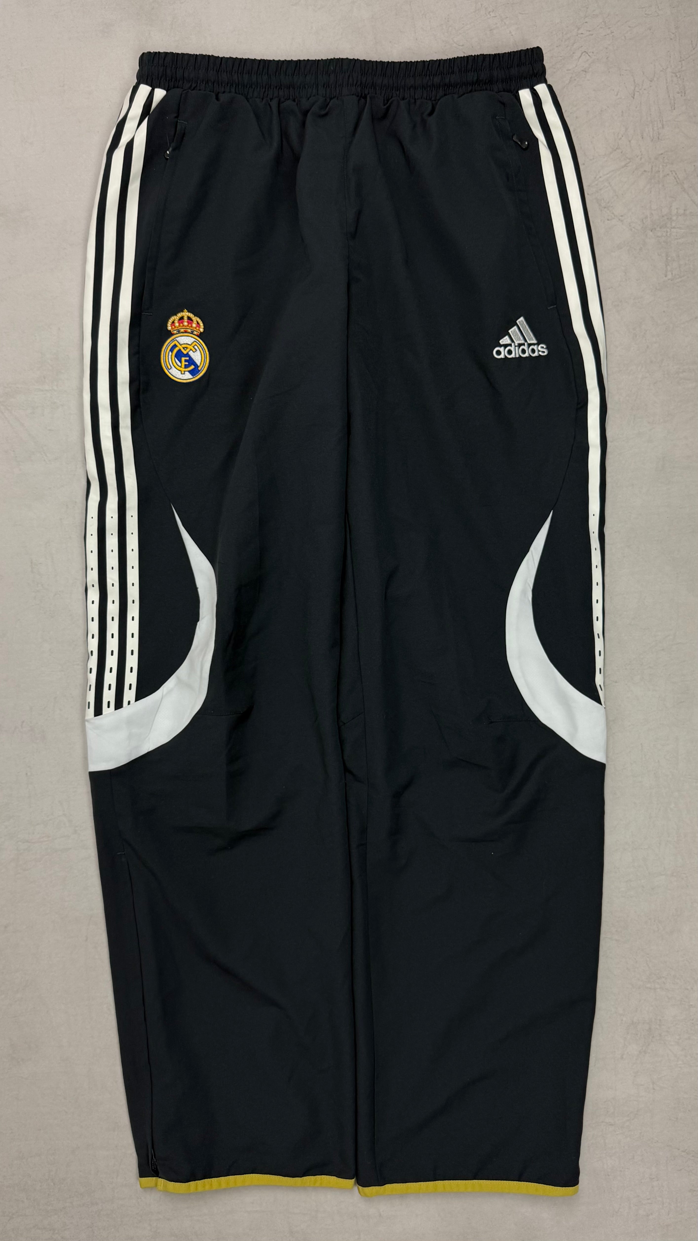 Adidas Real Madrid Formotion Tracksuit L - 86.airsteals