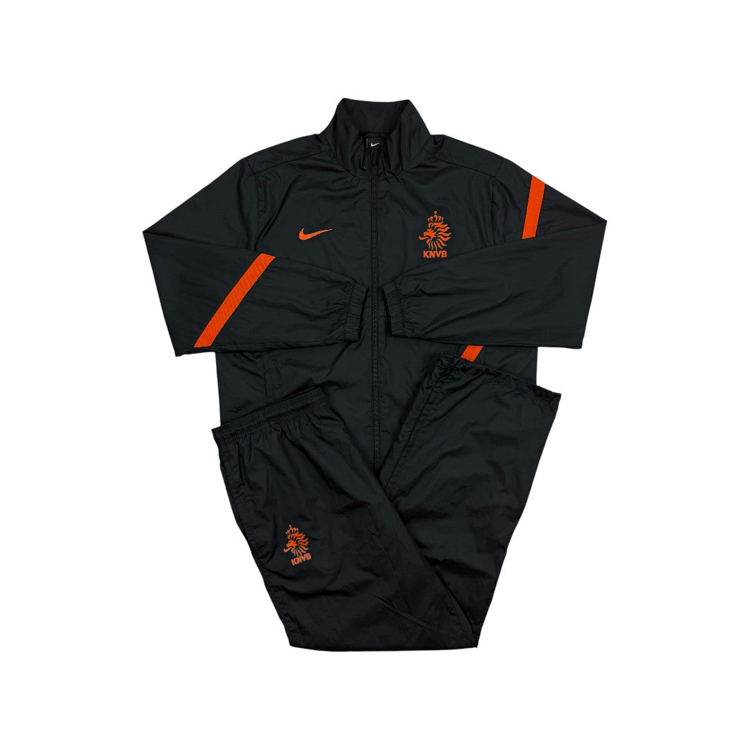 Nike Niederlande Tracksuit L - 86.airsteals