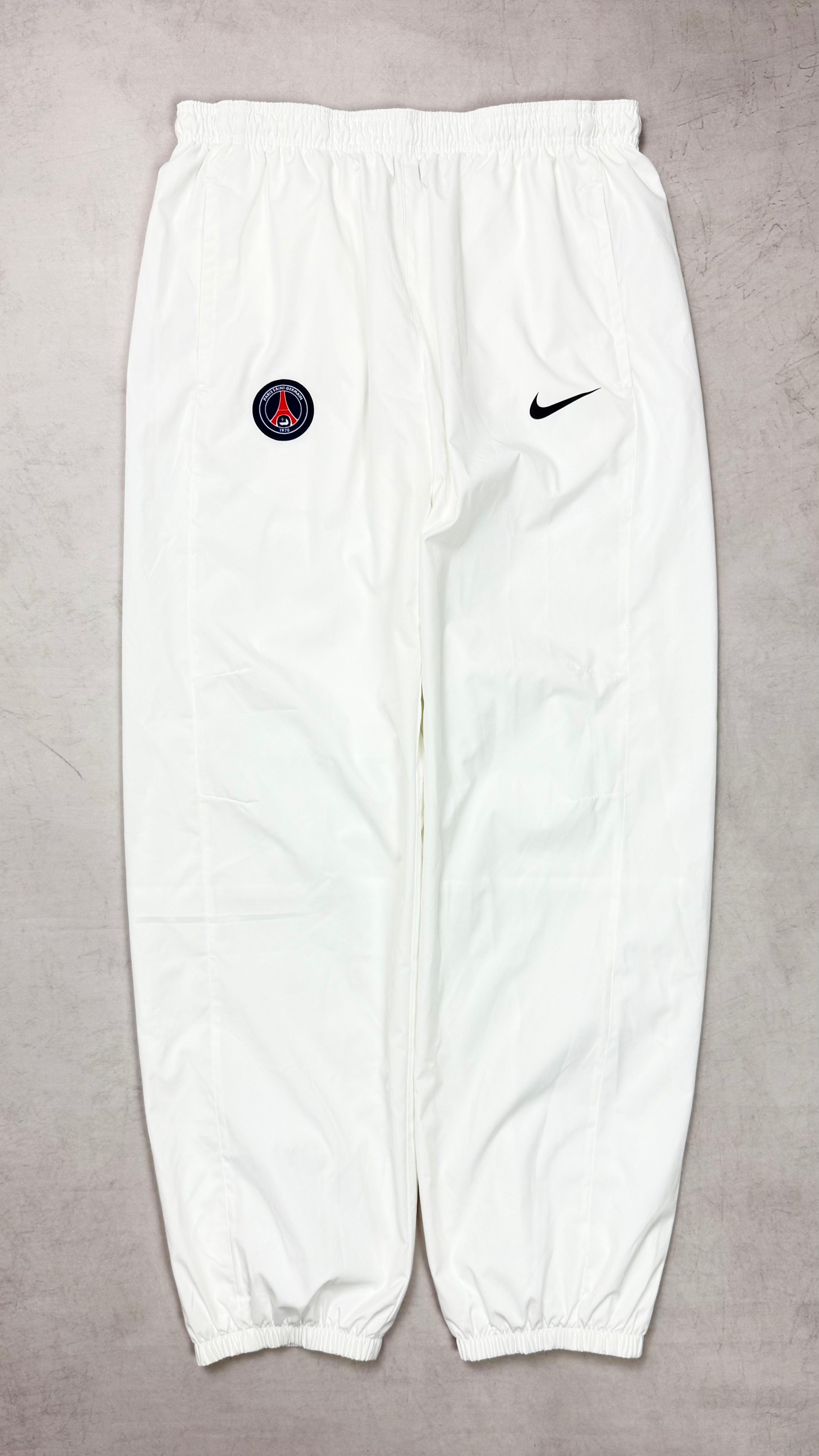 Nike Paris Saint-Germain Tracksuit L - 86.airsteals