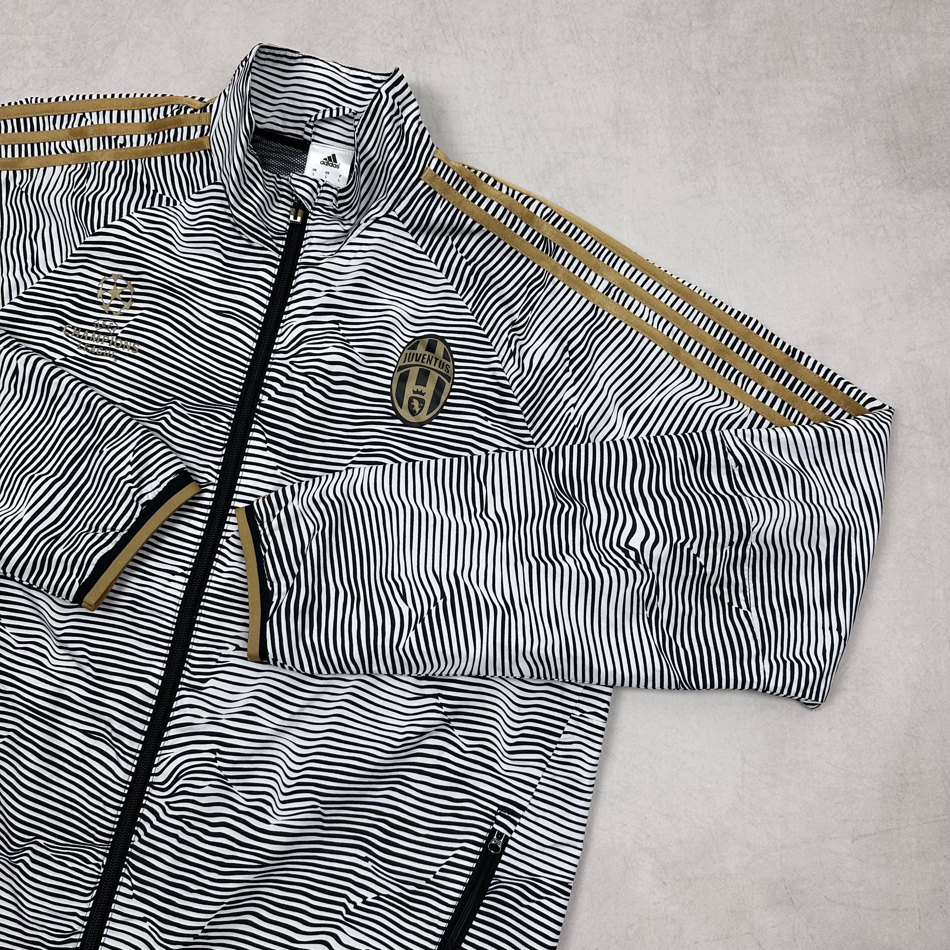 Adidas Juventus Turin Champions League Tracksuit L - 86.airsteals