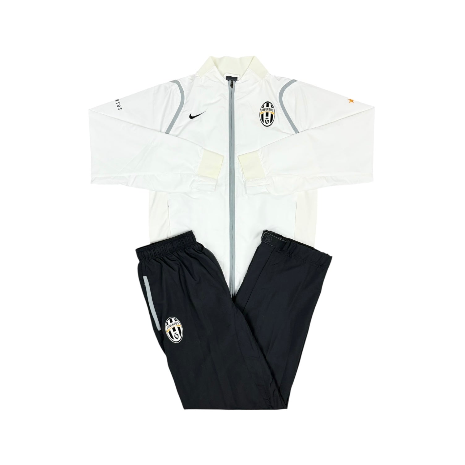 Nike Juventus 2006 Tracksuit S - 86.airsteals