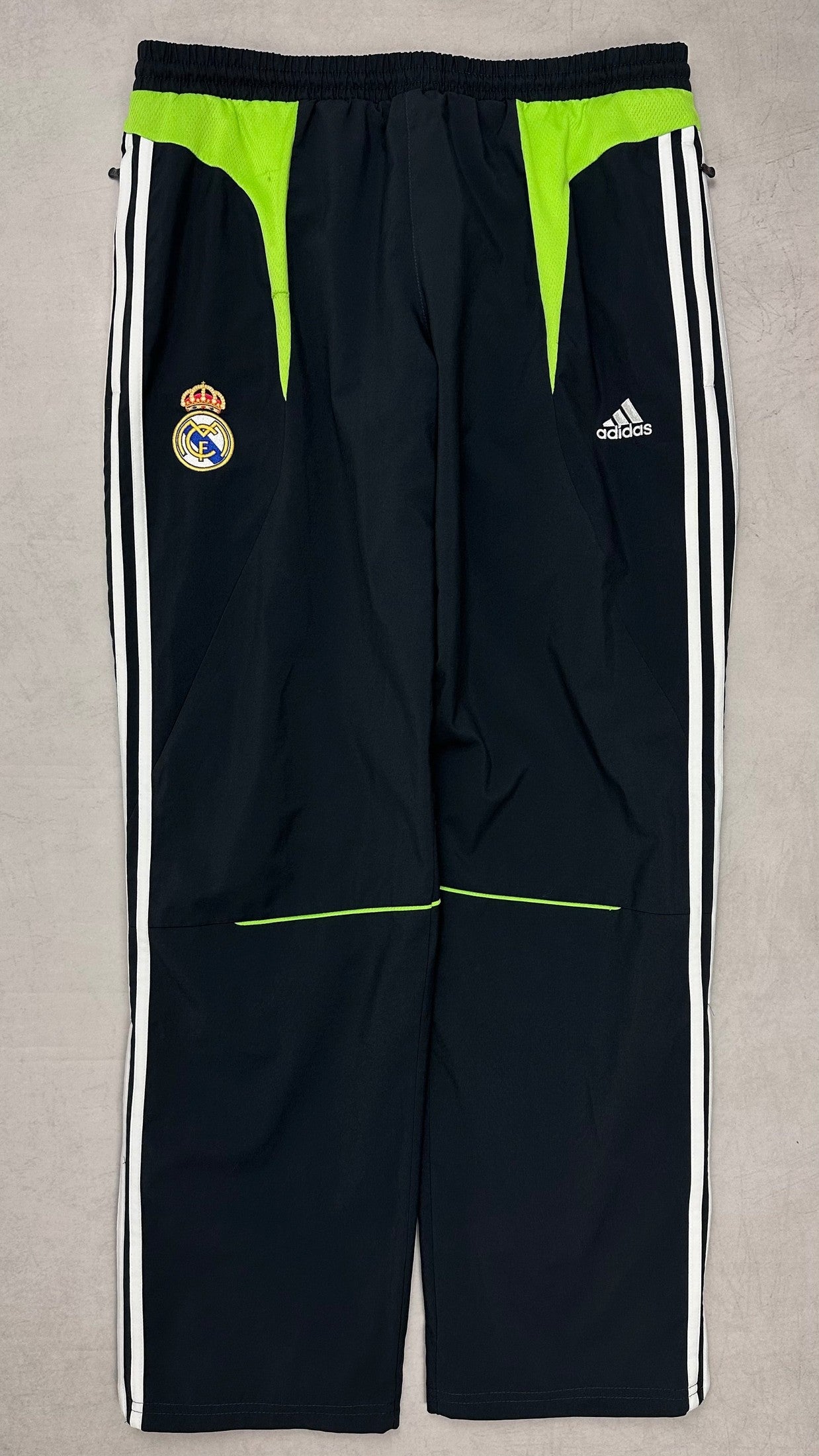 Adidas Real Madrid Champions League Tracksuit M - 86.airsteals