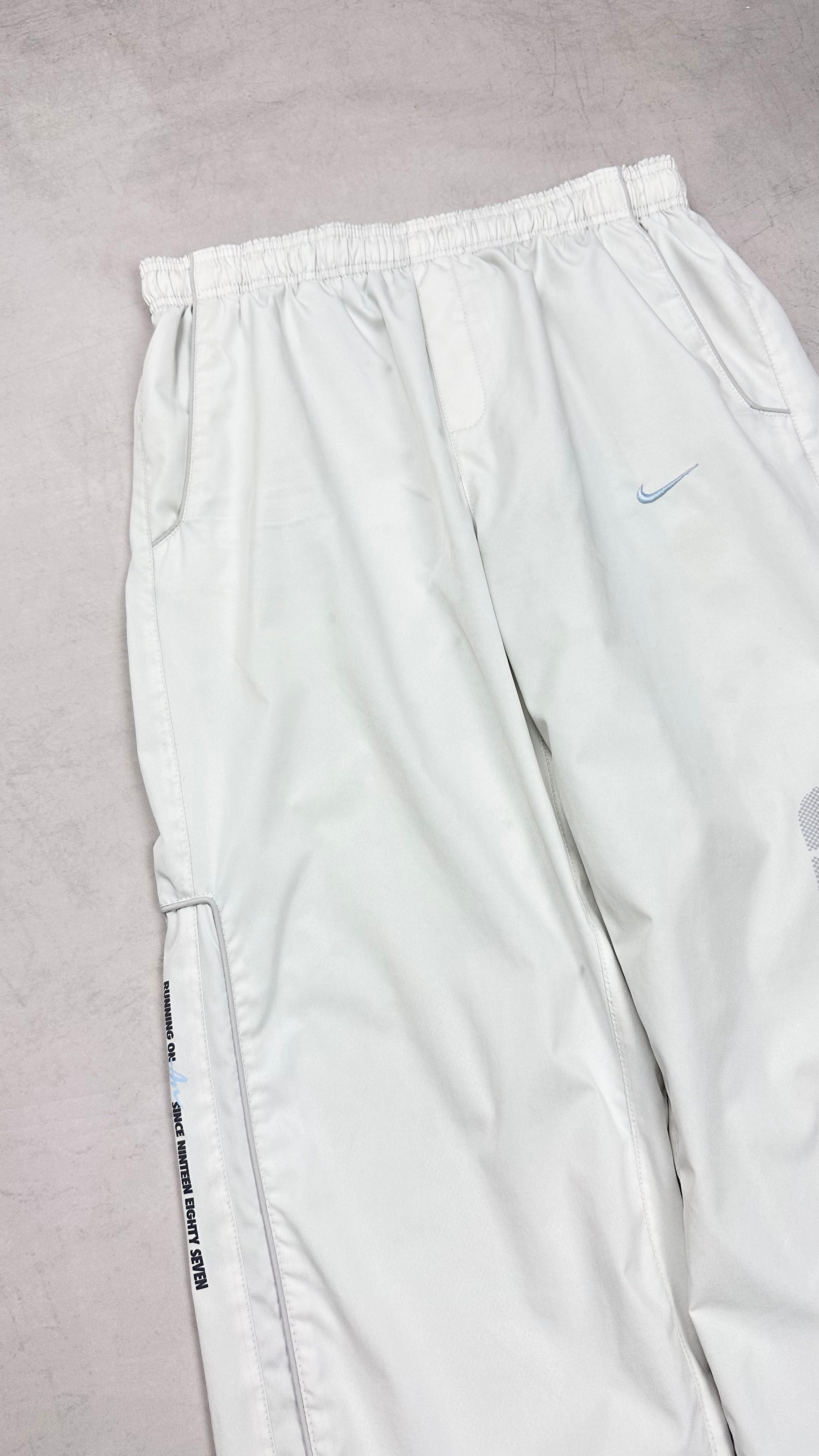 Nike AirMax Vintage Trackpant S - 86.airsteals