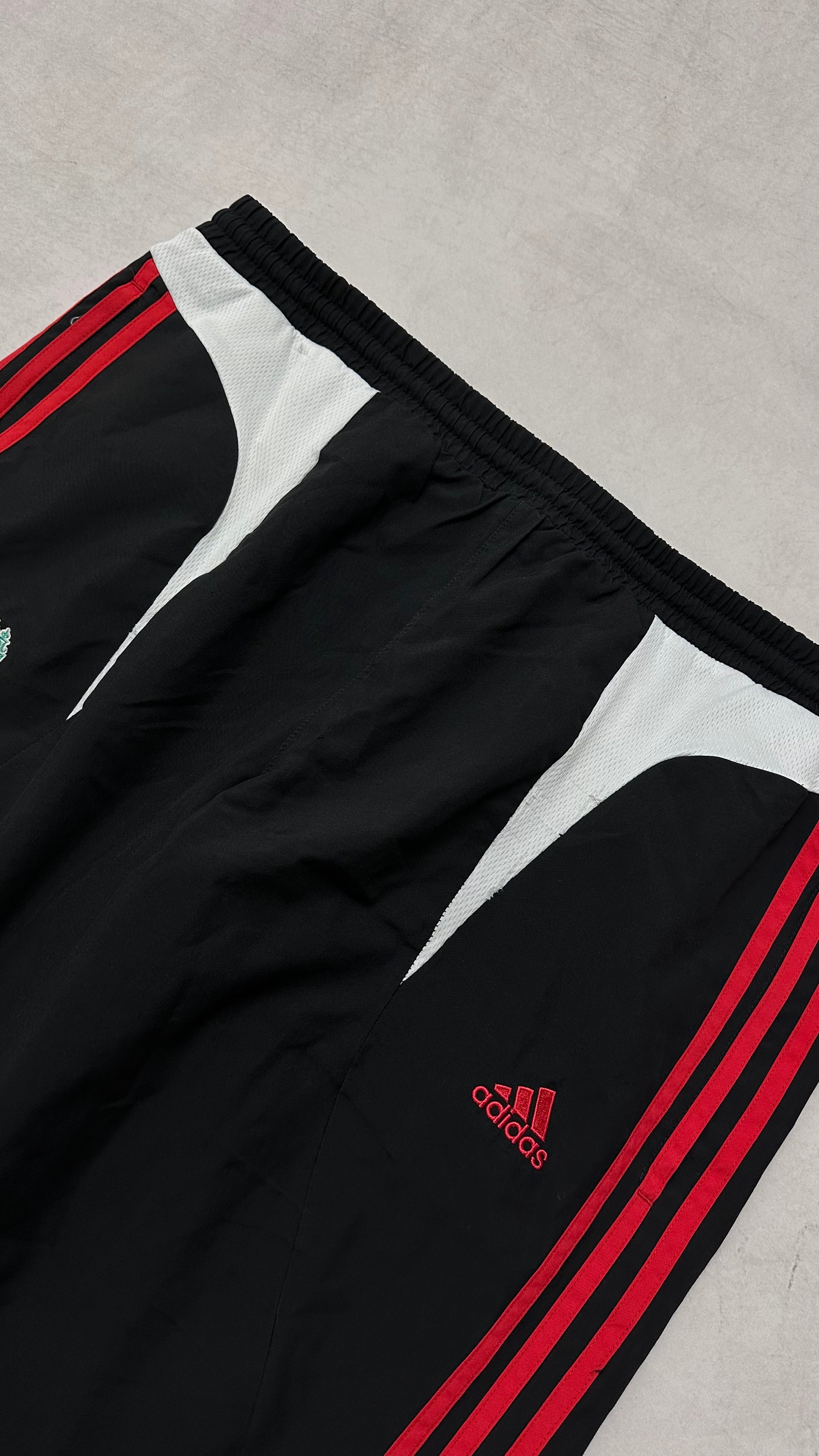 Adidas Liverpool Tracksuit L - 86.airsteals